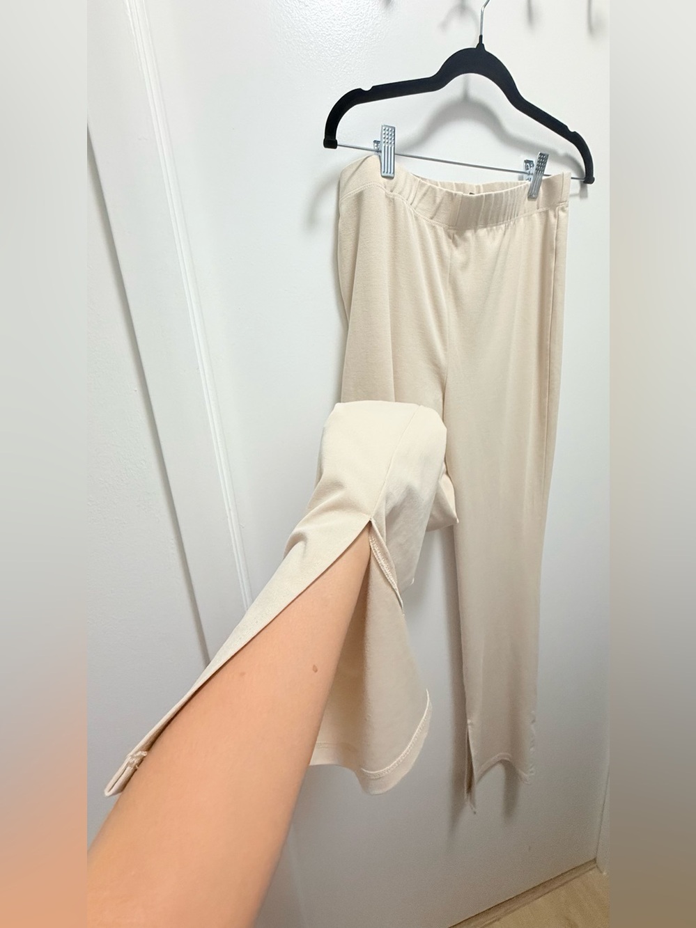 Forever 21 Cream Knit Split Hem Flare Pants XL